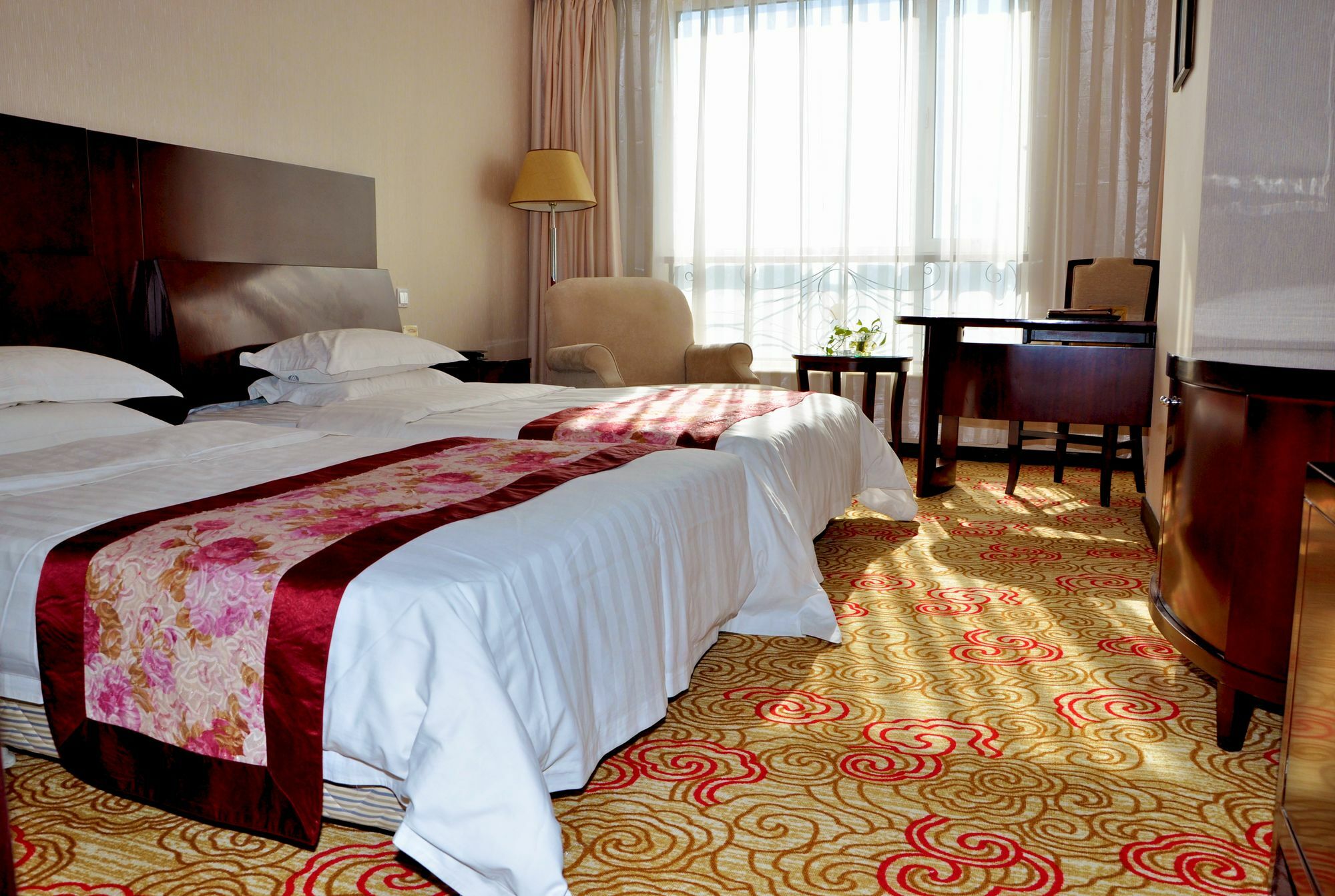 Dalian New Garden Hotel Exterior foto